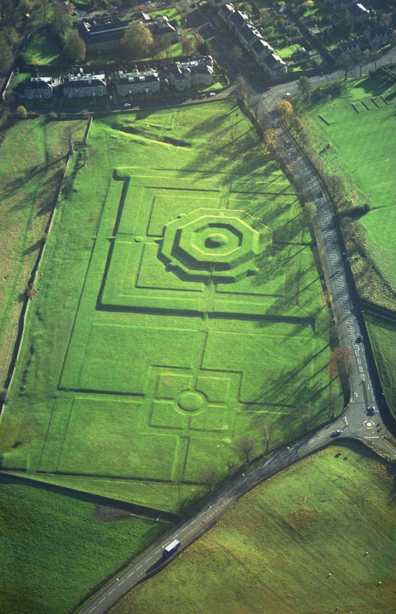The Kings Knot formal garden earthworks